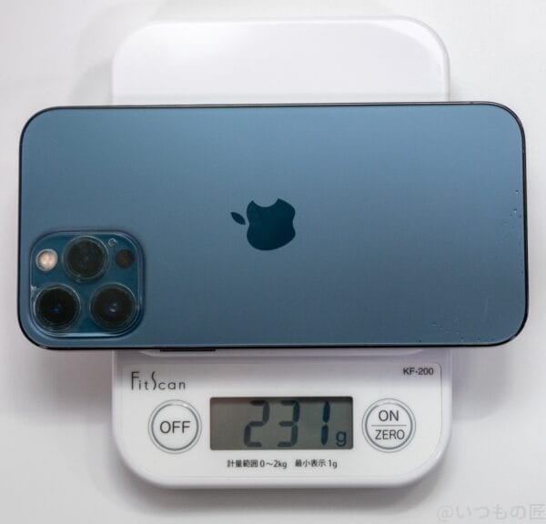 iPhone 12 Pro Maxの重さ
