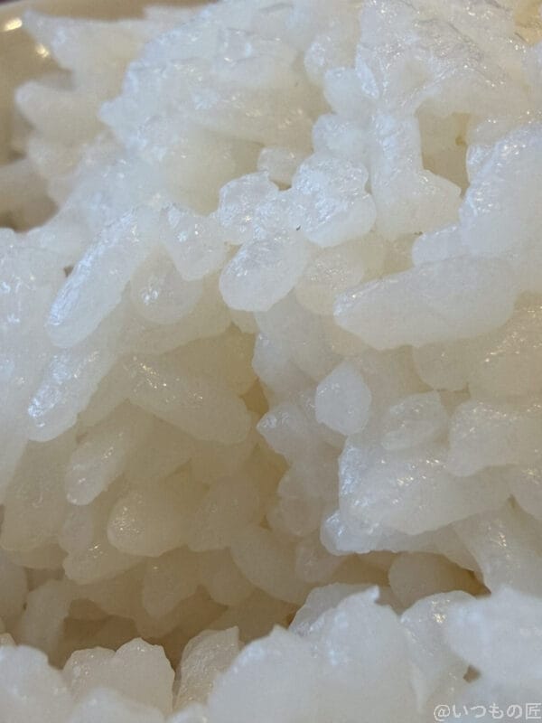 iPhone17 カメラ つややかな白米を捉えた一枚