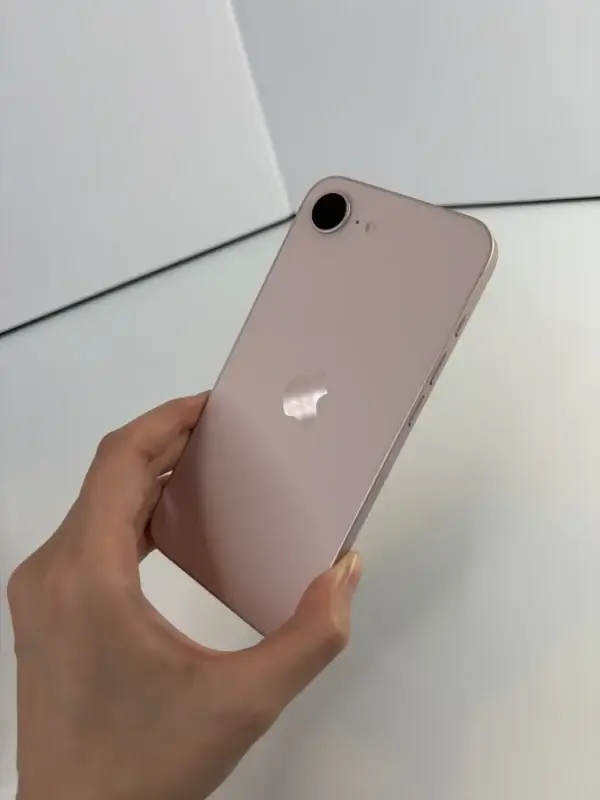 iphone17e 新色のソフトピンク | iphone review.jp iPhone17e 新色のソフトピンク